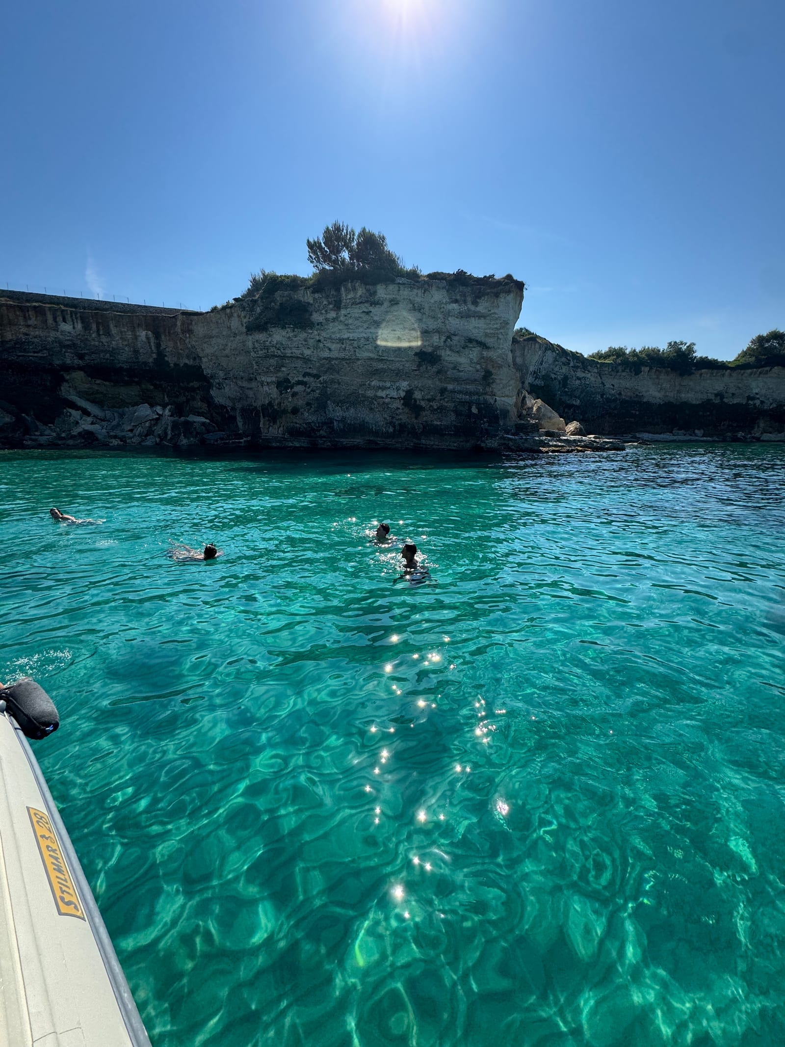 Paesaggio costiero di Otranto visto dal mare, escursione Nord NTO Boat Tours