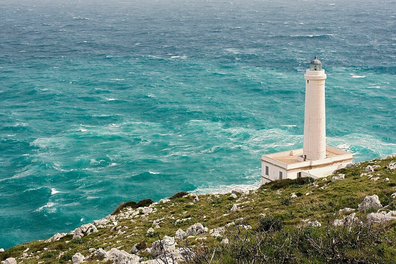 Tour privato in barca, escursione Sud verso Capo d'Otranto
